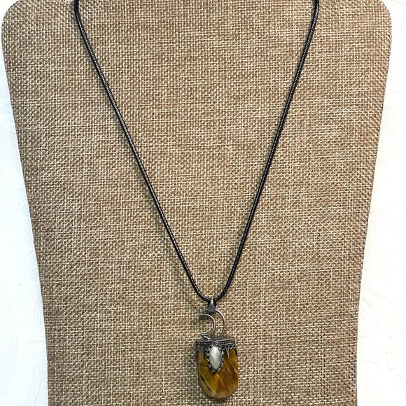 Tiger Eye & Rutilated Quartz Necklace with crown Mounting - Picture 1 of 6